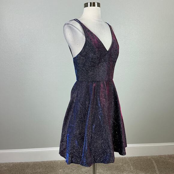 XSCAPE Glitter Knit Mini Fit and Flare Size 10 Black Iridescent Strappy Back - Picture 3 of 14